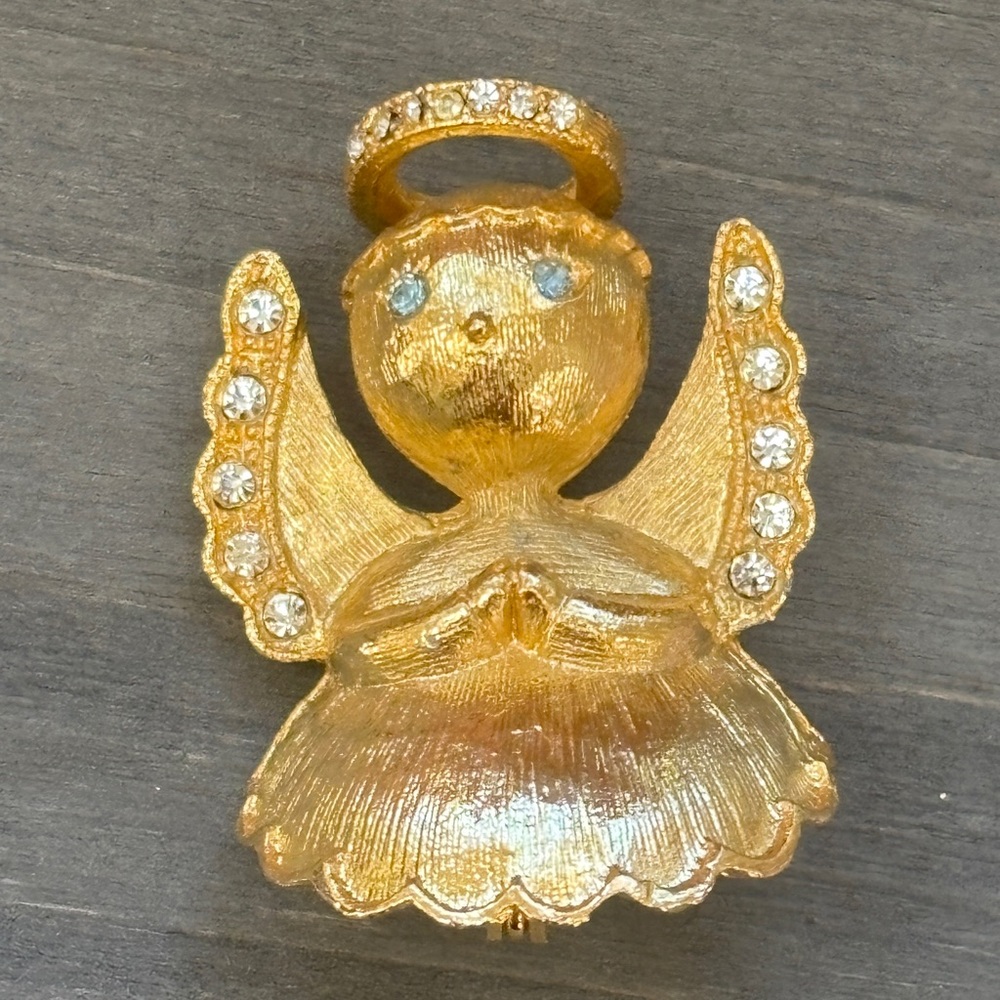 Vintage Gold Praying Angel Brooch with Rhinestones